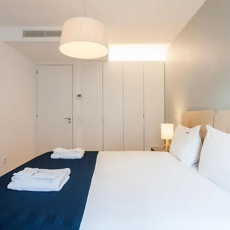 Flh Chiado Sunny Apartment Lisbon Exterior photo